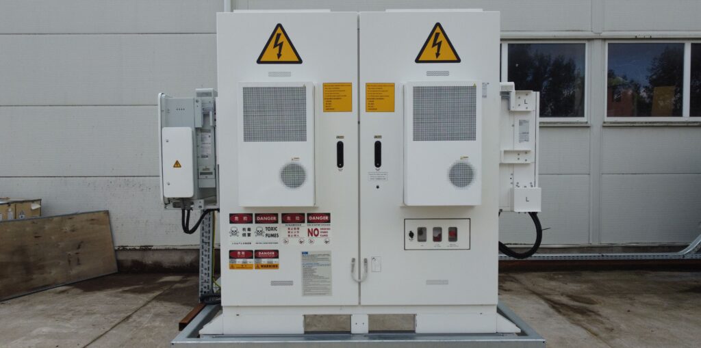 Így részesülhet ipari energiatárolója rendszerhasználati díjkedvezményben – amit 2025-től tudni kell